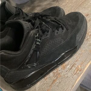 Jordan Black Sneakers